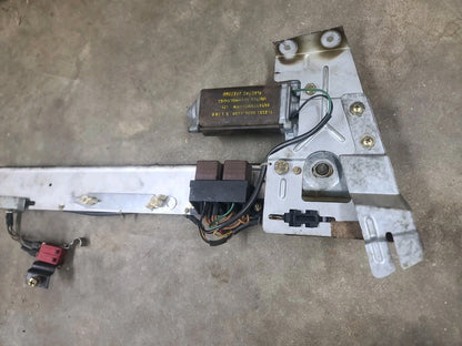 84-88 PORSCHE 944 SUNROOF MOONROOF MOTOR & ACTUATOR - OEM Original