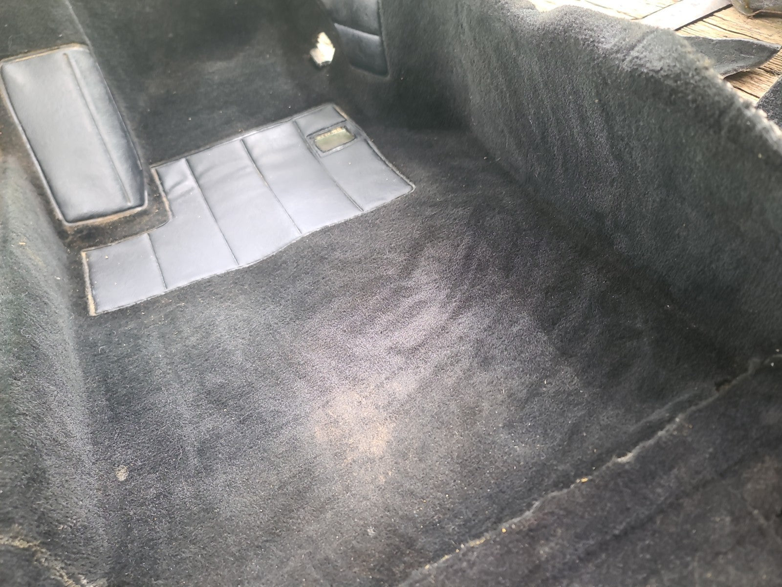 1983-1991 Porsche 944 Full Black Carpet Set