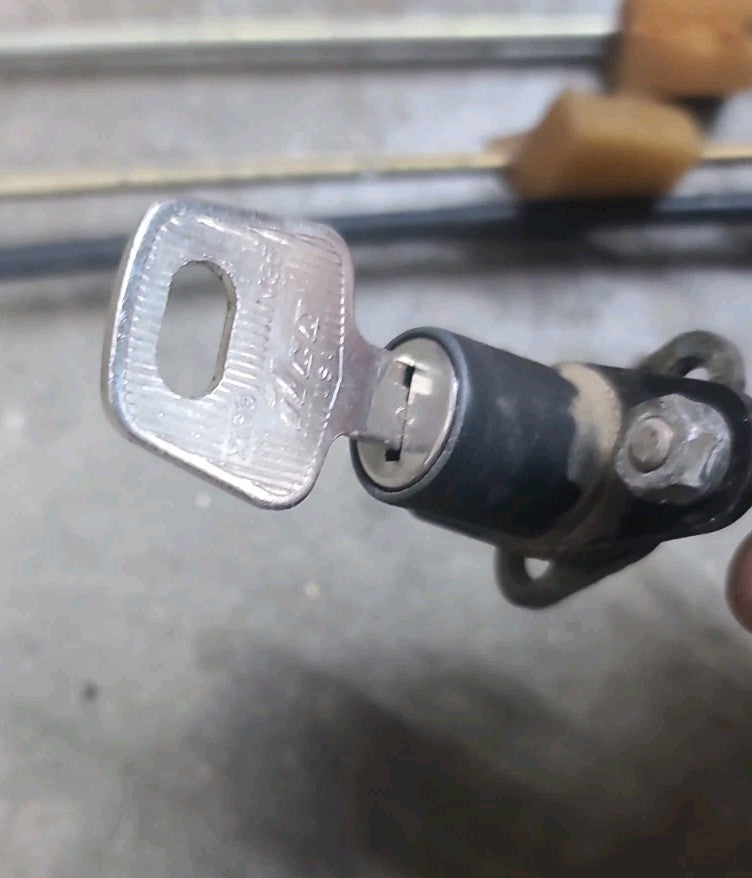 1983-1991 Porsche 944 Hatch Lock Tumbler With Key, Connector Rods & Cable